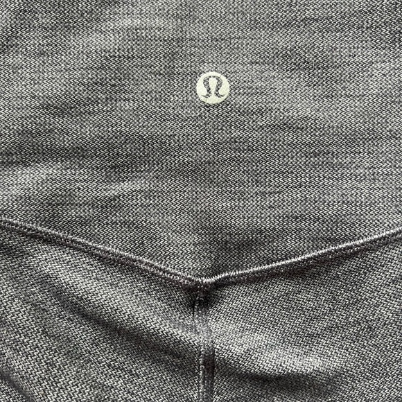 RARE Knit Lululemon Aligns - Picture 3 of 4